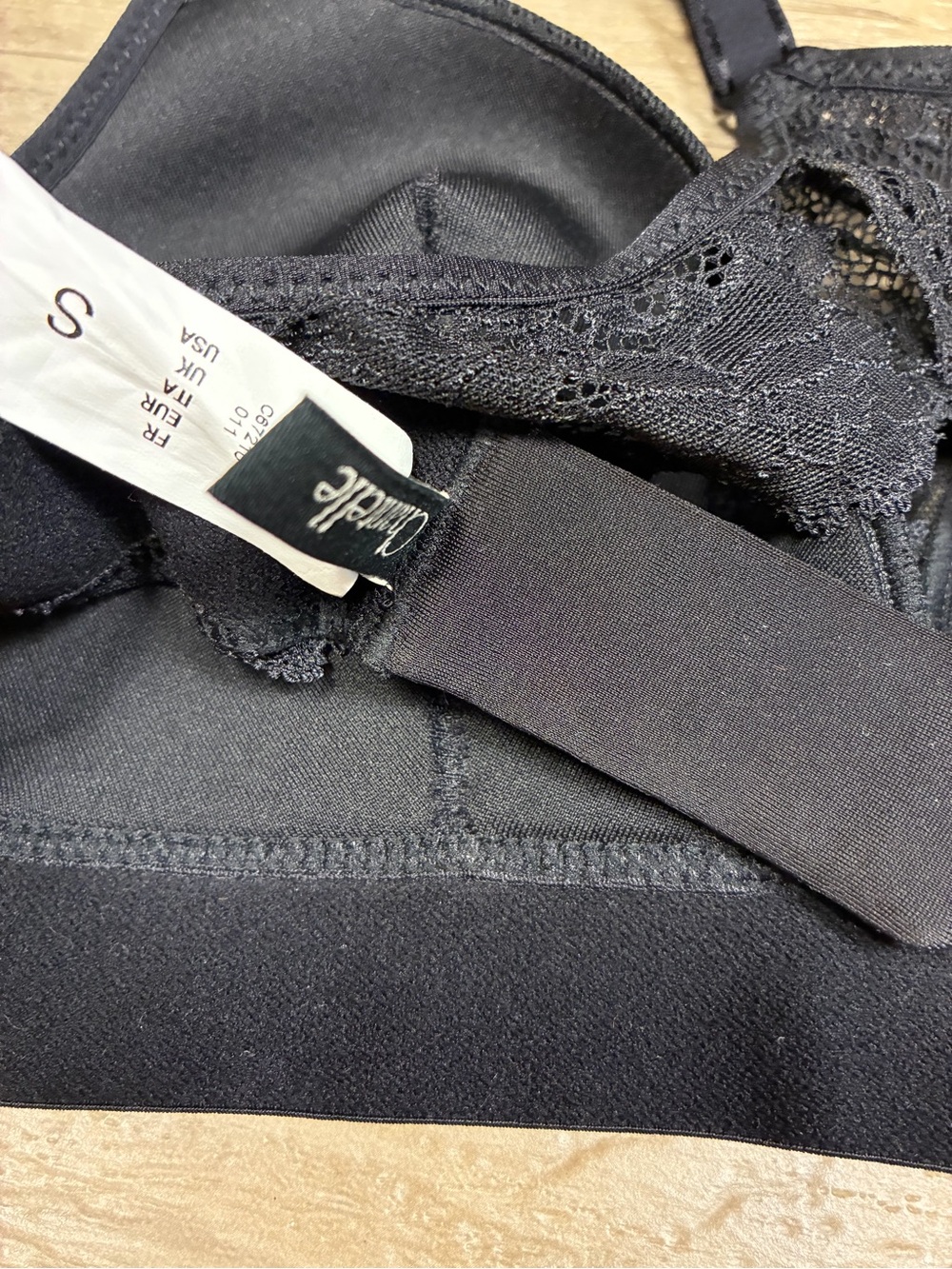 Chantelle Everyday Lace Racerback Wirefree Bralette - Picture 11 of 11